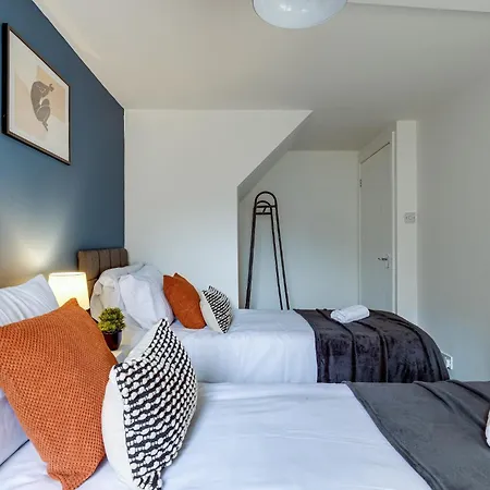 Queens Cabin - Near South Bay Beach Apartmán