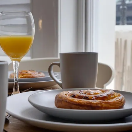 Queens Cabin - Near South Bay Beach *