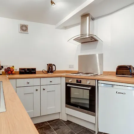 Apartmán Queens Cabin - Near South Bay Beach *