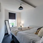 Apartman Queens Cabin - Near South Bay Beach